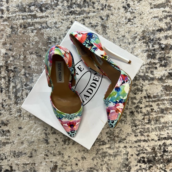 Steve Madden Pumps - Picture 4 of 4